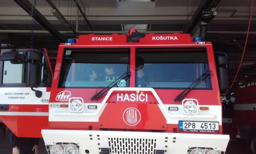 Druháci poznávali práci hasičů